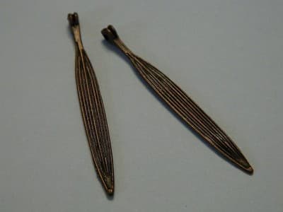 56MM Red Copper Toned Pewter Long & Thin Leaf Charm Pendant - Dainty 2 Side - Thumbnail 3