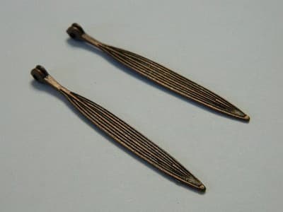 56MM Red Copper Toned Pewter Long & Thin Leaf Charm Pendant - Dainty 2 Side - Thumbnail 4