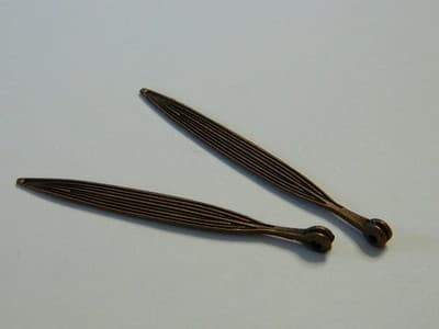 56MM Red Copper Toned Pewter Long & Thin Leaf Charm Pendant - Dainty 2 Side - Thumbnail 8