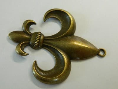 64MM Satin Smooth Bronze Fleur De Lis Statement Pendant- New Orleans Style - Thumbnail 6