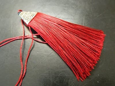 10x80mmDark Red Polyester Tassels Pendant With Silver Alloy Tibetan Cap - Image 1