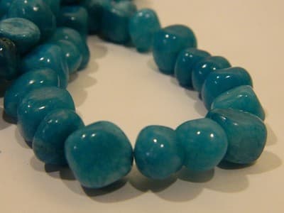 7-10MM Hawaiian Blue Candy Jade Gemstone Pebble Beads - Pebble Nugget Rich - Thumbnail 10