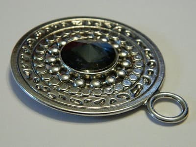 x 73MM Tibetan Style Round Silver Black Acrylic Rhinestone Necklace Pendant - - Thumbnail 3