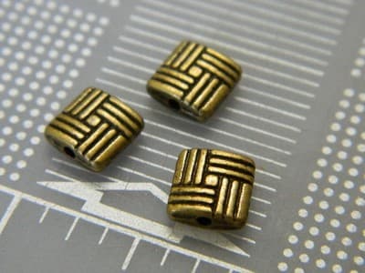 8MM Bronze Flat Square Cross Hatch Line Spacer Beads - Bronze Metal Spacer Bead - Thumbnail 6
