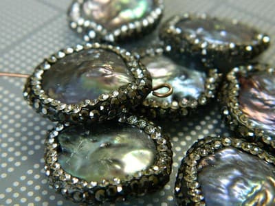 Flat Round Abalone Shell Beads /White & Black Rhinestone - Shell Rhinestone - Thumbnail 5