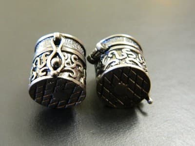 Anti-Silver Gray Brass Round Decorative Prayer Box Amulet Pendant - Round - Thumbnail 7