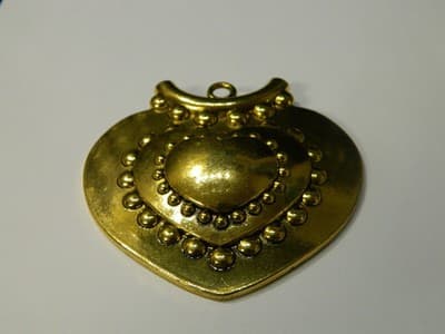 Golden Tibetan Style Extruding Heart Big Pendant - Gold Heart Shaped Retro - Thumbnail 2