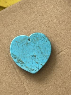 (4) 46mm X45mm Turquoise With Gold Hue Heart Shaped Pendant Lot # 450 - Thumbnail 5