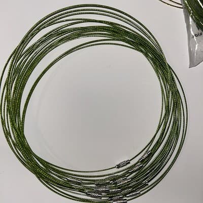 10 Hunter Green 17 Inch Stainless Steele Screw Clasp Choker Lot (#C550) - Image 1