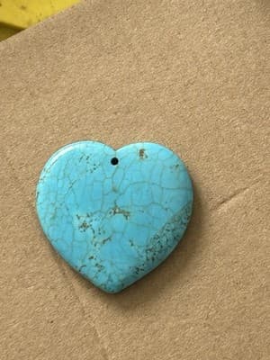 (4) 46mm X45mm Turquoise With Gold Hue Heart Shaped Pendant Lot # 450 - Thumbnail 6