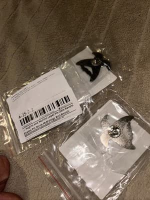 Hugin And Munin(Odin’s Wise Ravens) Lapel Pin/ Brooch Rare Antique Gold Color - Thumbnail 3