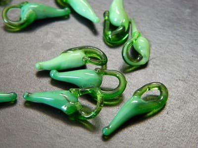 21MM Dark Green & Green Handmade Chili Pepper Lampwork Glass Pendant Beads - 5 - Thumbnail 2