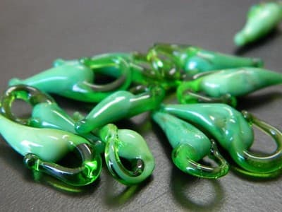 21MM Dark Green & Green Handmade Chili Pepper Lampwork Glass Pendant Beads - 5 - Thumbnail 5