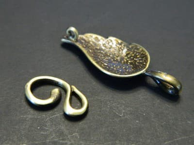 33MM Brushed Bronze Floral Leaf Toggle & Tbar Clasps - Bronze/Brass Toggle - Thumbnail 4