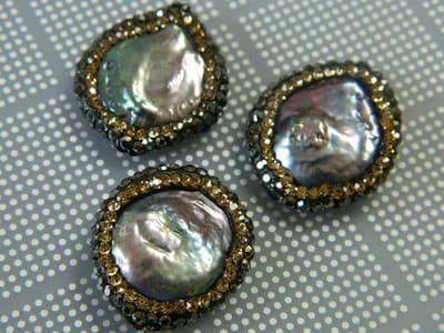 Flat Round Abalone Paua Shell Beads With Gold & Black Rhinestones - Large Shell - Thumbnail 4