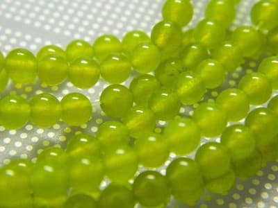 4MM Spring Green Natural Malaysia Jade Beads- Round Light Green Malaysia Jade - Thumbnail 2