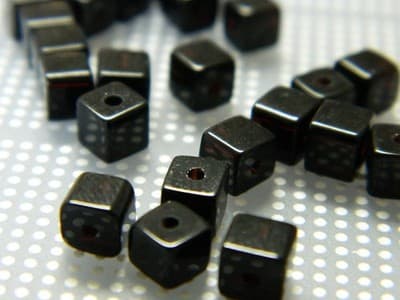 4MM Opaque Black Square Glass Beads - Transparent Cube Glass Beads - Square - Thumbnail 4