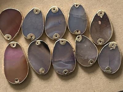 Lot Of 10 Assorted 32m Golden Bezel Plated Natural Crackle Agate Pendants - Image 1