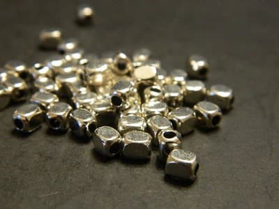 4.5MM Silver Rectangular Cuboid Metal Alloy Spacer Beads -Metal Tibetan Style - Thumbnail 3