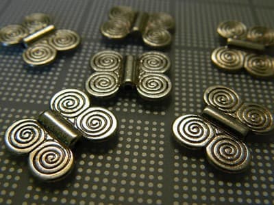 20mm Big Vintage Style Silver Metal Pewter Butterfly Beads - Big Tibetan Style - Thumbnail 3