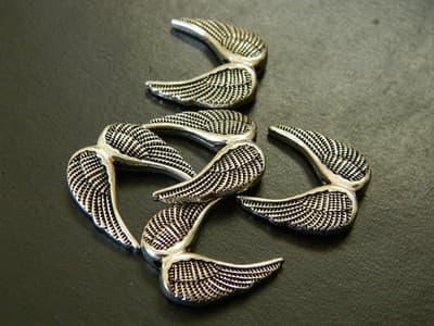19MM Delicate Antiqued Metal Alloy Silver Angel Wing Beads - Silver Angel Wing - Image 1
