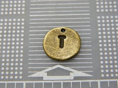 13MM Bronze Initial Letter "T" Alphabet Charm Pendants - Brass Alphabetical - Thumbnail 6