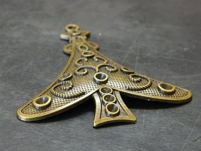 Bronze Christmas Tree Base Pendant Focal - Ready to Decorate Christmas Tree - Thumbnail 4