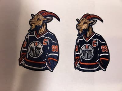 Iron On Embroidery Patch . Hockey Player Gretzky #99 Was Considered A G.O.A.T. - Image 1