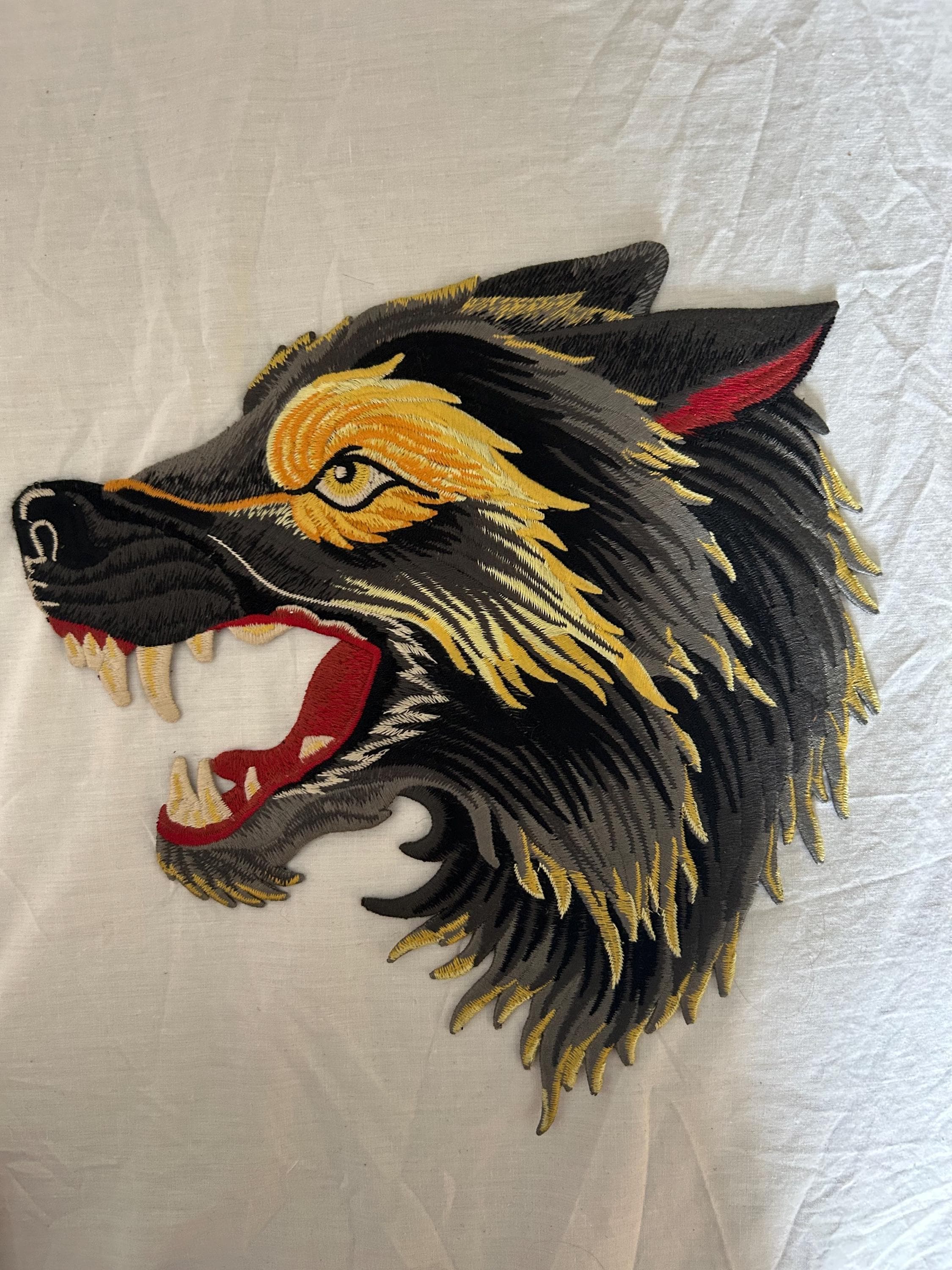 Angry wolf 10” Embroidered Patch (Large sew-On Applique) - Image 1