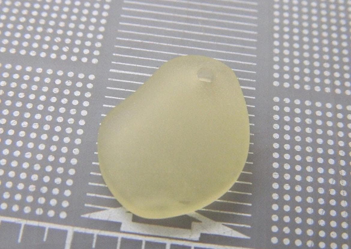 Golden Yellow Frosted Sea Glass Pendant - 26mm Drop Charms (2 Pieces) - Thumbnail 4