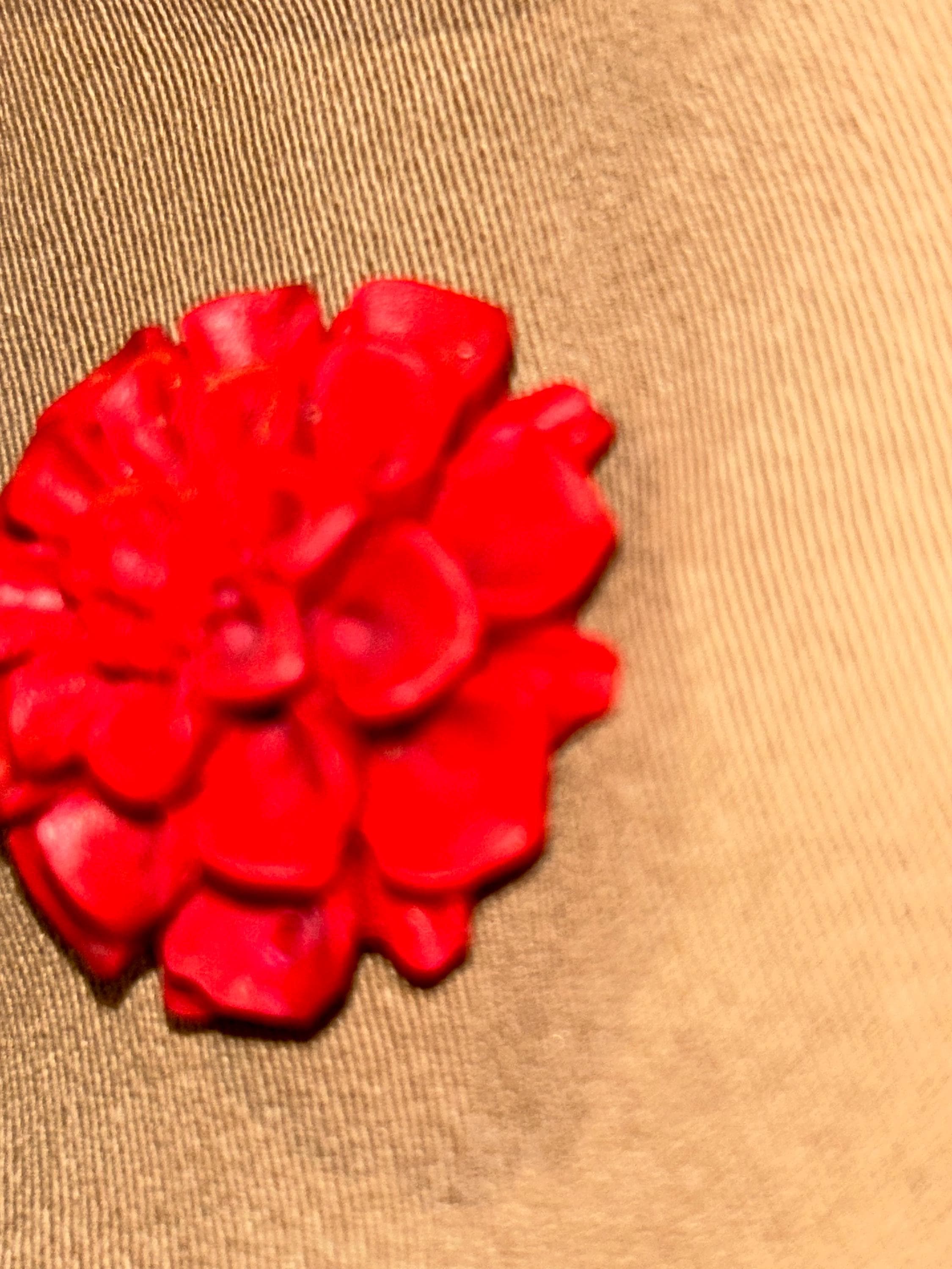 4pcs Coral Resin Dahlia Flower Cabochon flat back - 18mm - Image 1