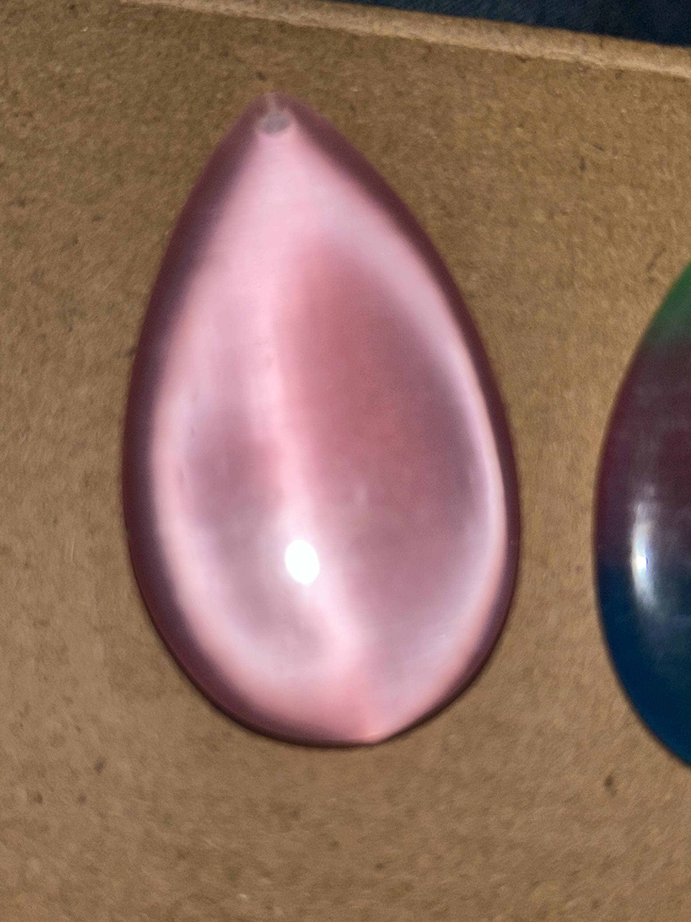 Pink or Green 39 mm Cats Eye Pendant chrysoberyl gemstone - Thumbnail 7