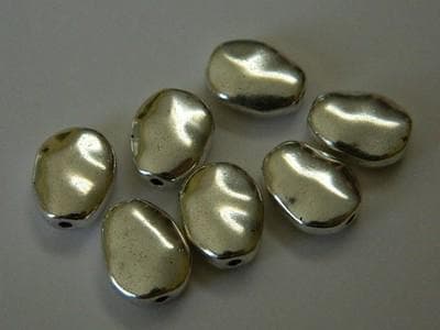 Tibetan Silver Beads: Oval Wavy Design - Antiqued Metal Spacers - Thumbnail 4