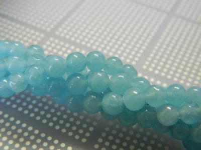 Sponge Quartz Beads: Soft Blue Glow - 4mm Round, 150 Pieces - Thumbnail 5