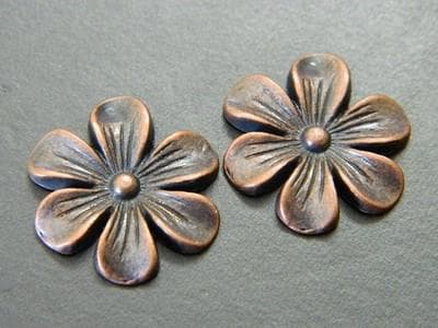 Flower Cabochons: Copper Alloy Floral Design (20mm Round, Set of 3) - Thumbnail 4