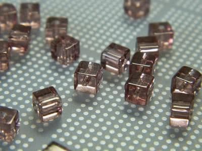 50 Glass Cube Beads: Square Shape (4mm, Small Hole) Choose color in variations - Thumbnail 3