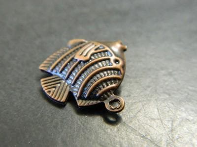 10 Fish Charm Pendants: Coastal Copper Brass (Tropical Beach Style) 10charms - Thumbnail 4
