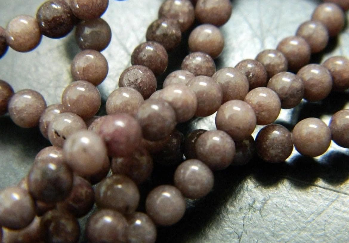 AAA Purple Aventurine Beads - 4mm Round Gemstone Strand - Thumbnail 5