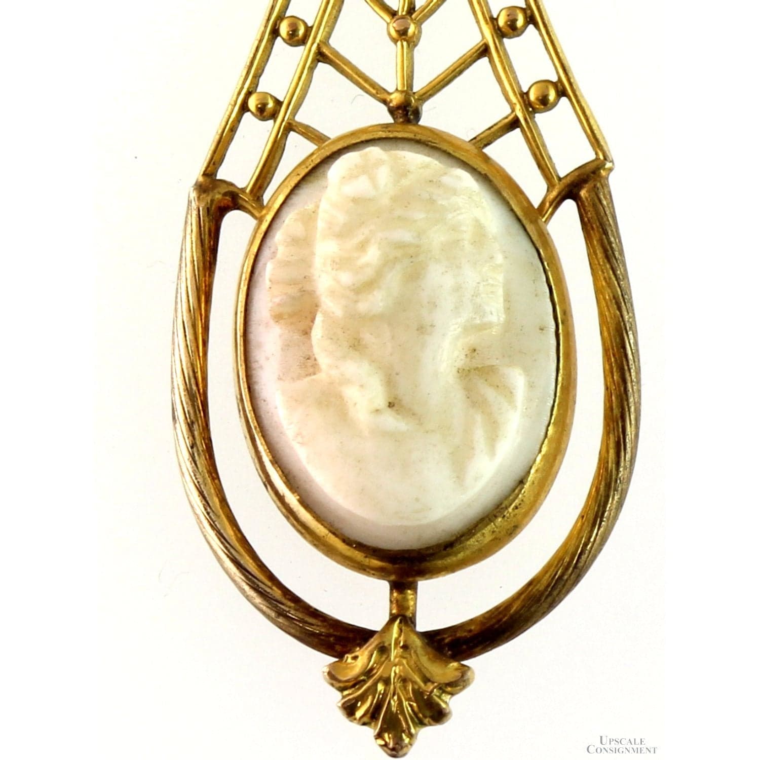 Carved Helmet Shell Cameo Pendant Necklace in 14K Gold, Circa 1935–1955 - 15 in - Thumbnail 2