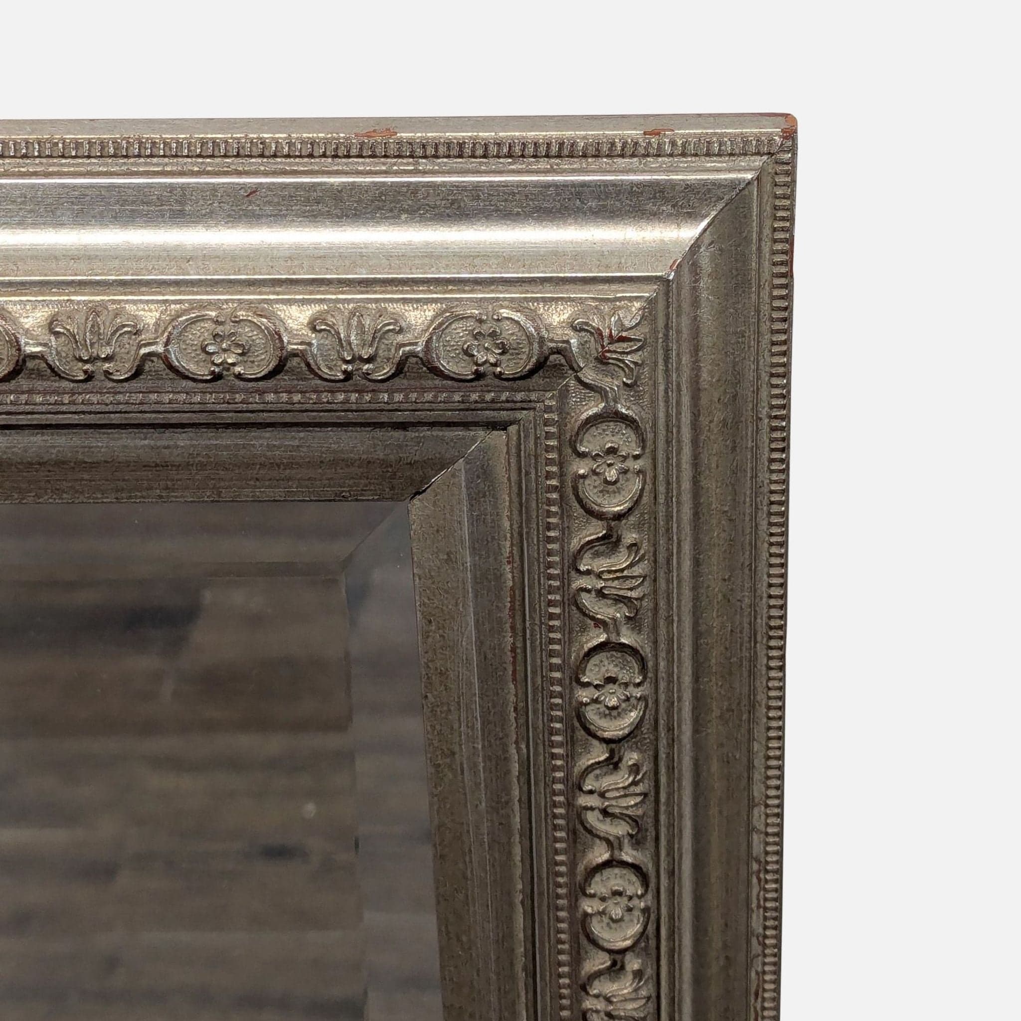 Carolina Mirror Company Carved Wood Frame Mirror - Thumbnail 4