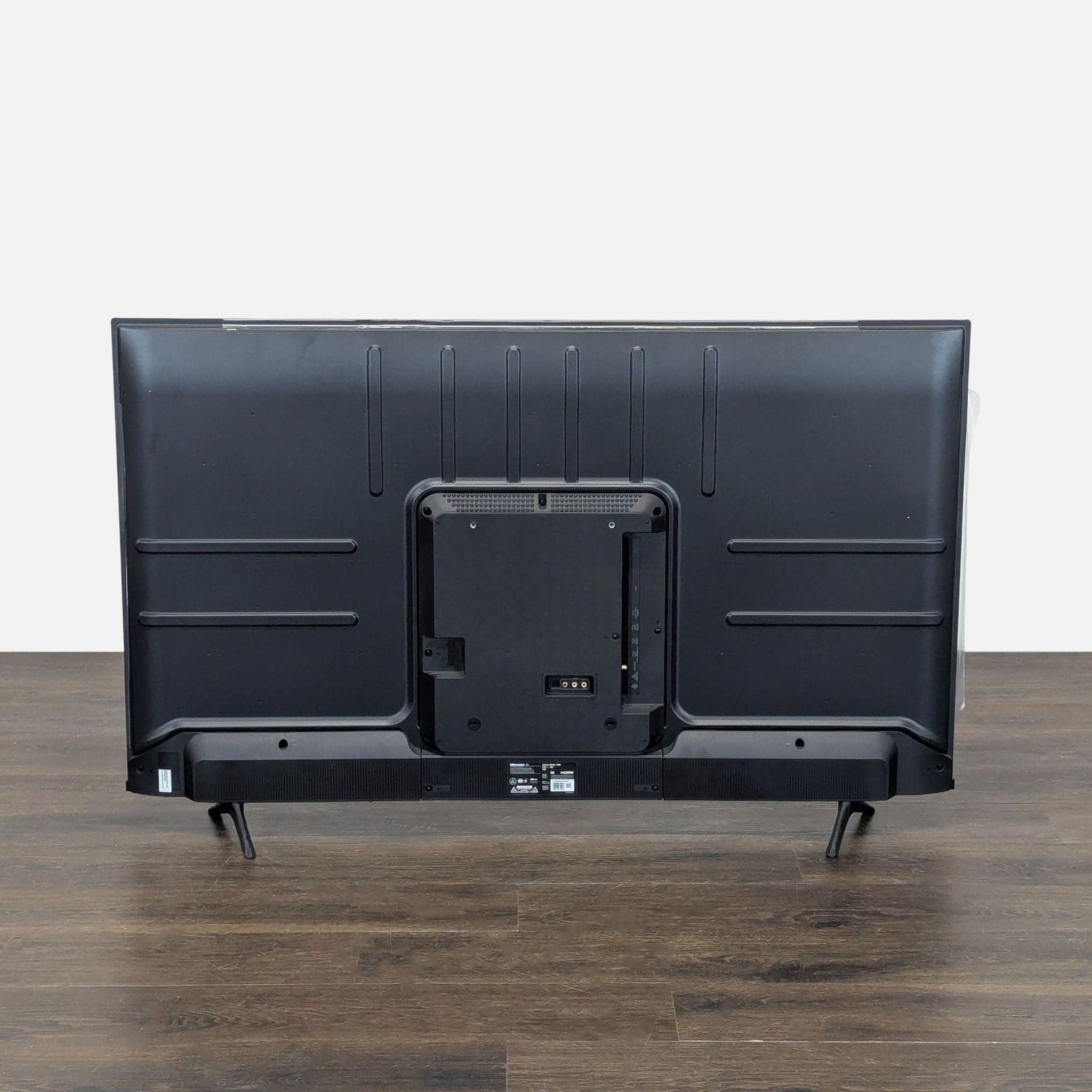 Hisense 40-Inch LED TV – Great Picture, Easy Setup - Thumbnail 4