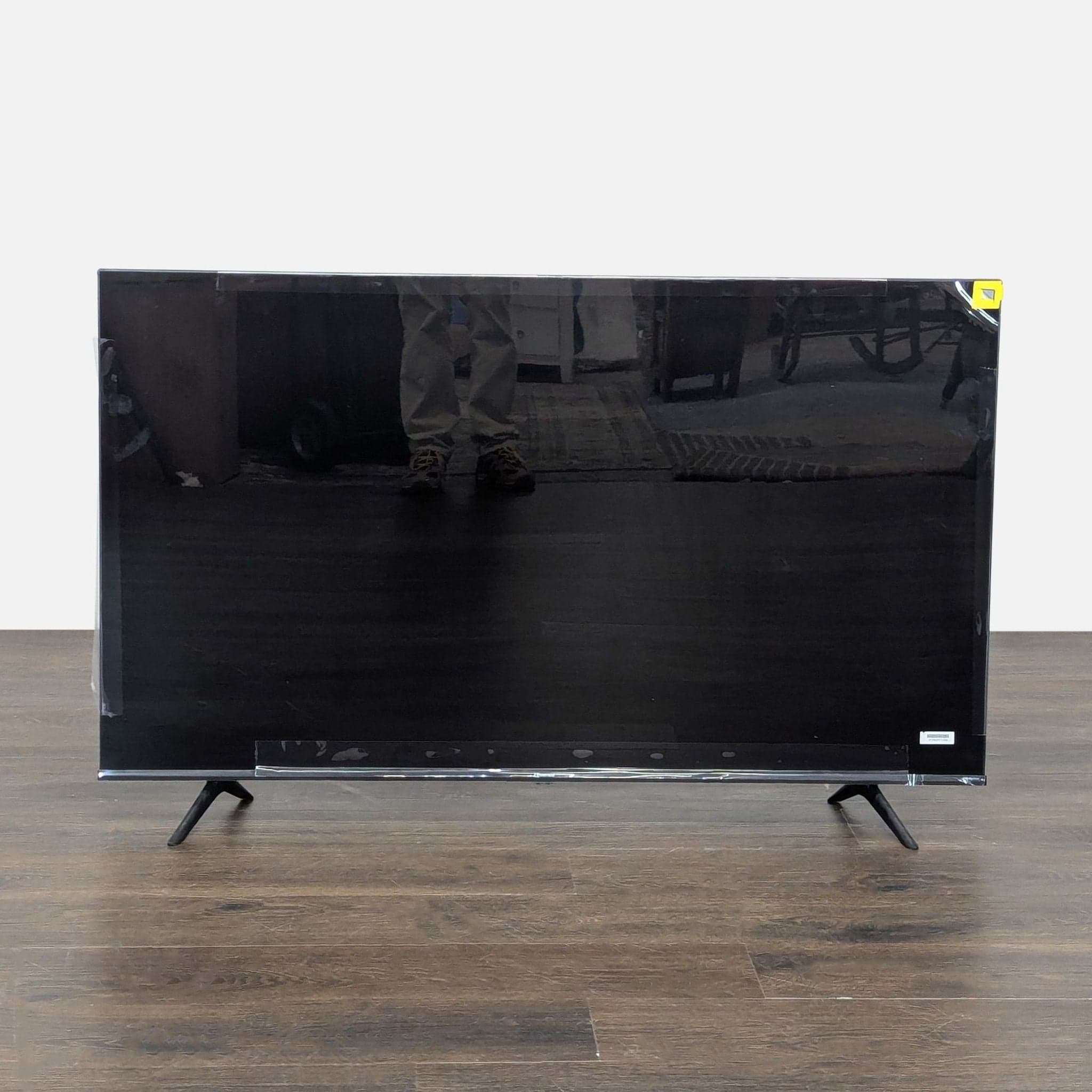 Hisense 40-Inch LED TV – Great Picture, Easy Setup - Thumbnail 2