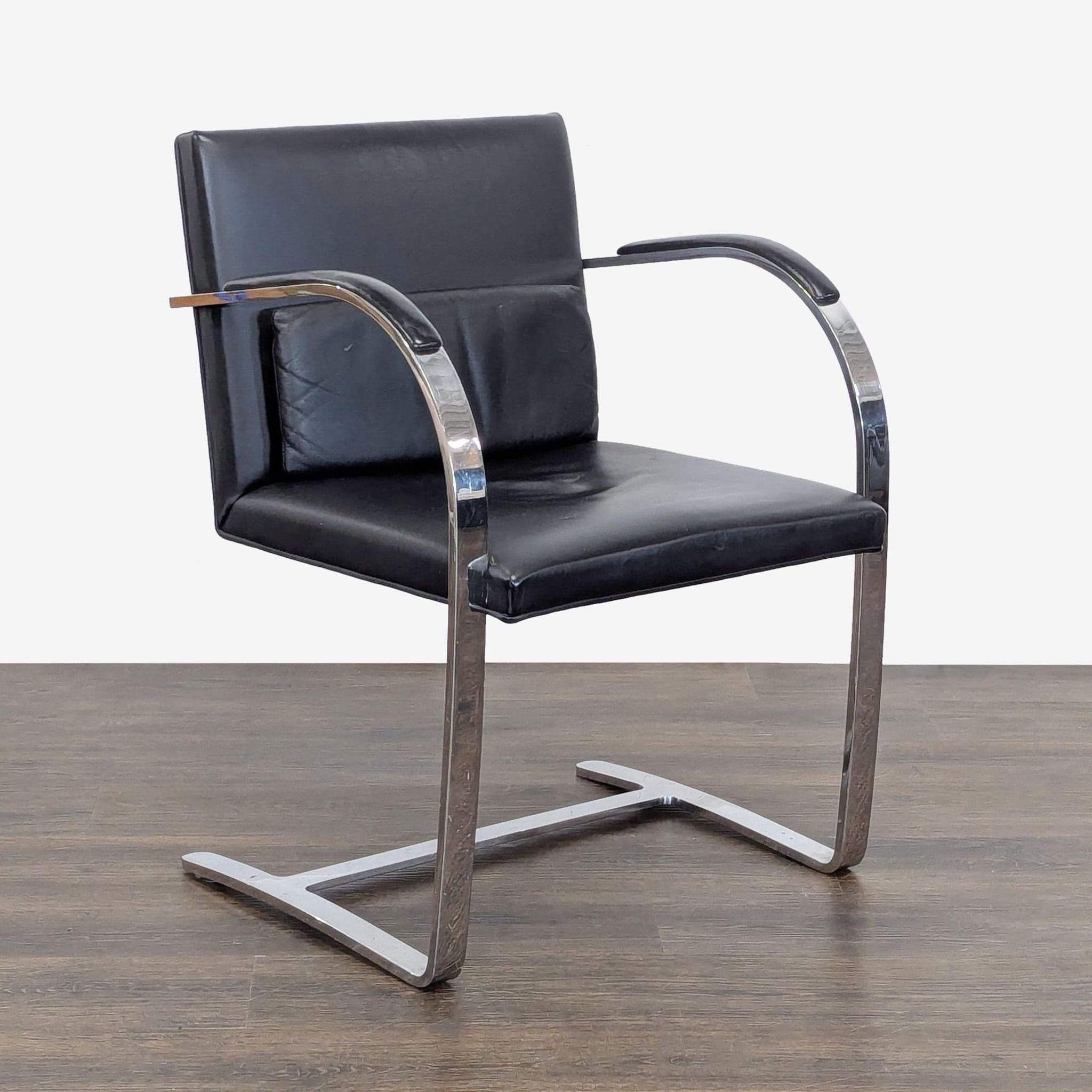 Mid-Century Modern Bauhaus Style Chrome Cantilever Armchair - Thumbnail 4