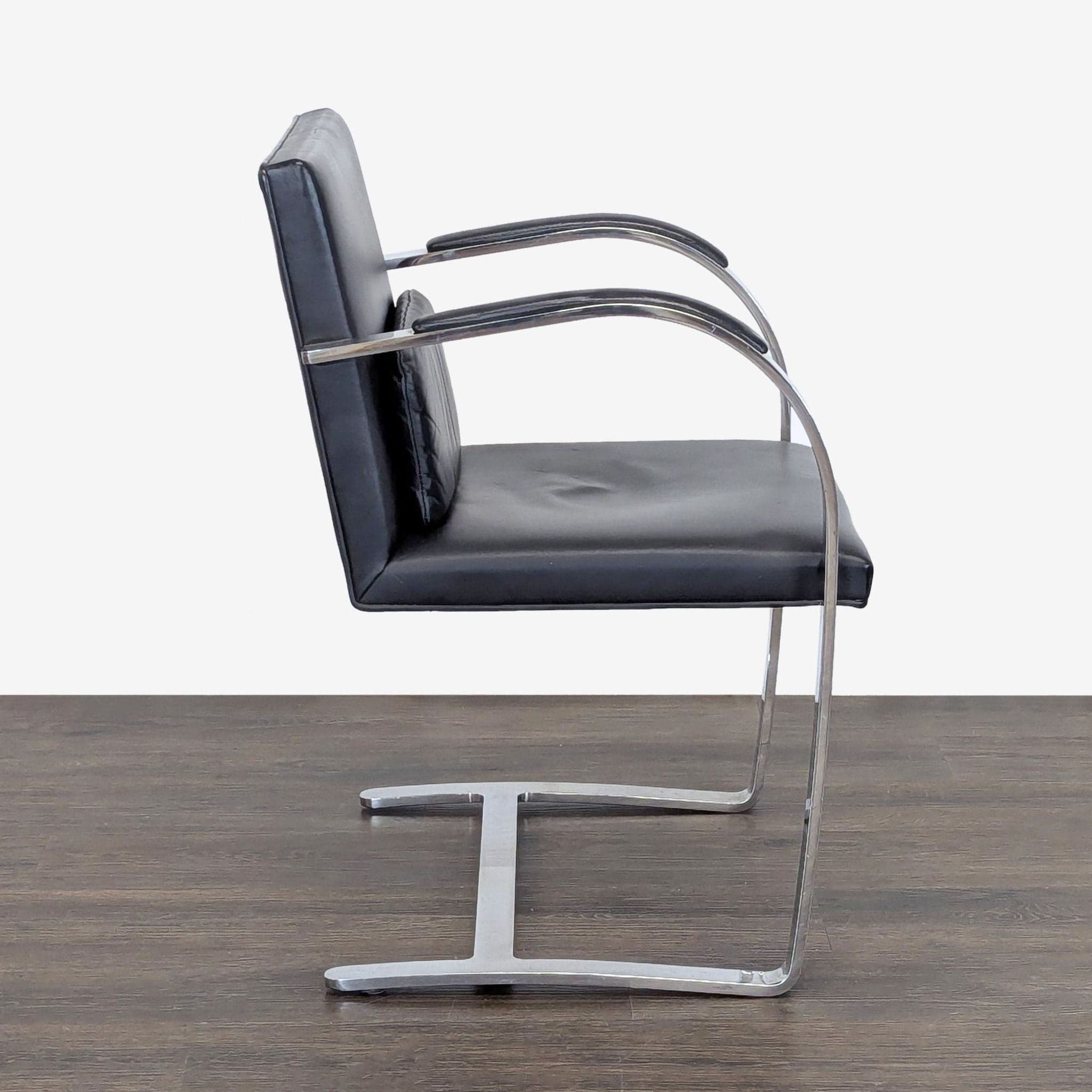 Mid-Century Modern Bauhaus Style Chrome Cantilever Armchair - Thumbnail 2