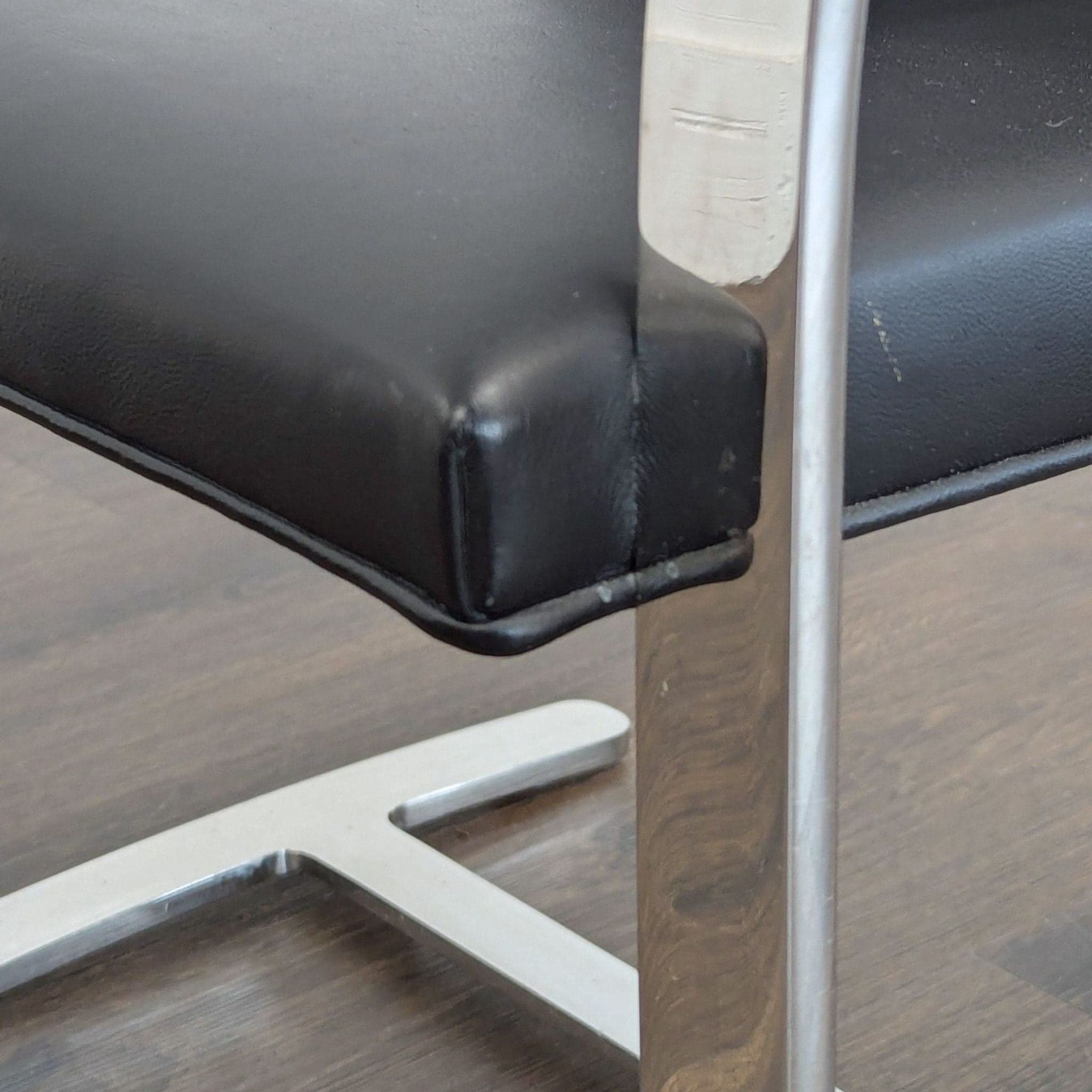 Mid-Century Modern Bauhaus Style Chrome Cantilever Armchair - Thumbnail 3