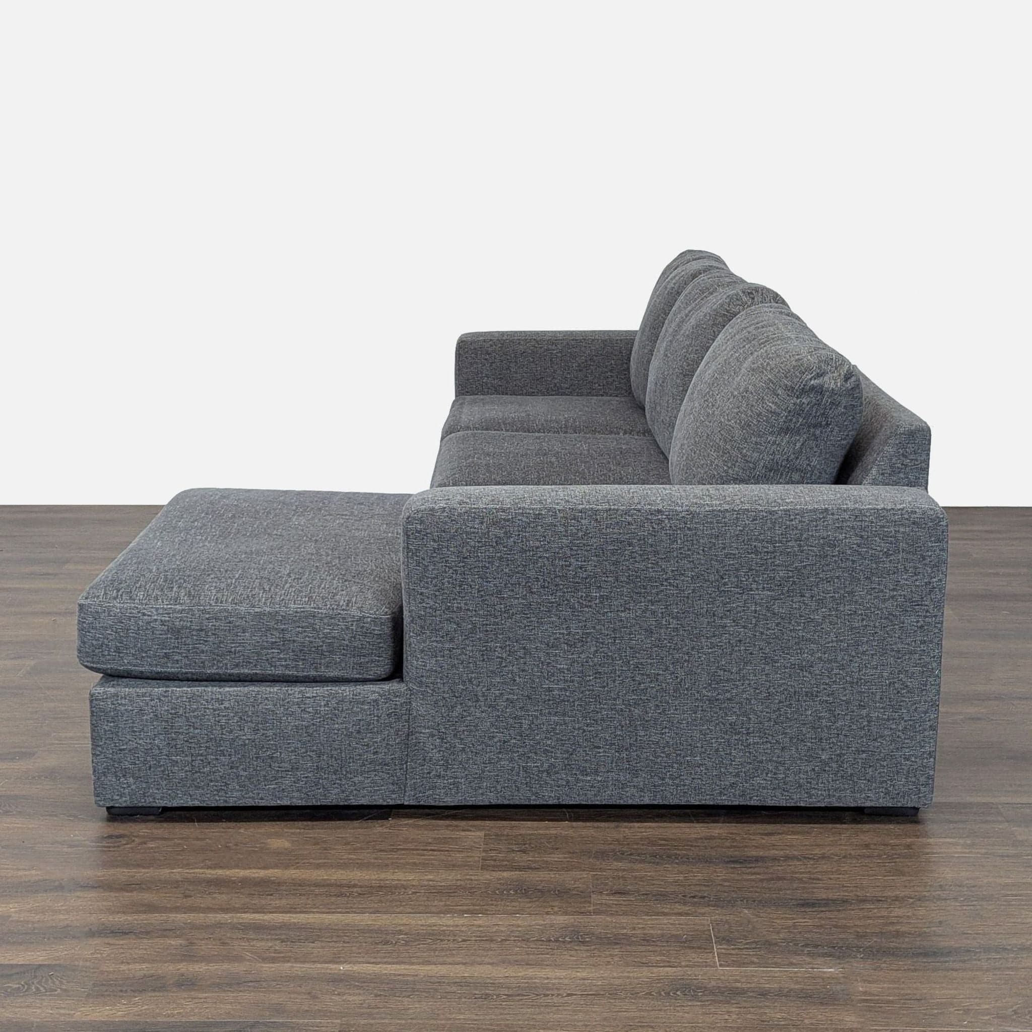 Living Spaces Living Spaces Araceli ll Pewter Gray Sectional Sofa with Right Chaise - Thumbnail 5