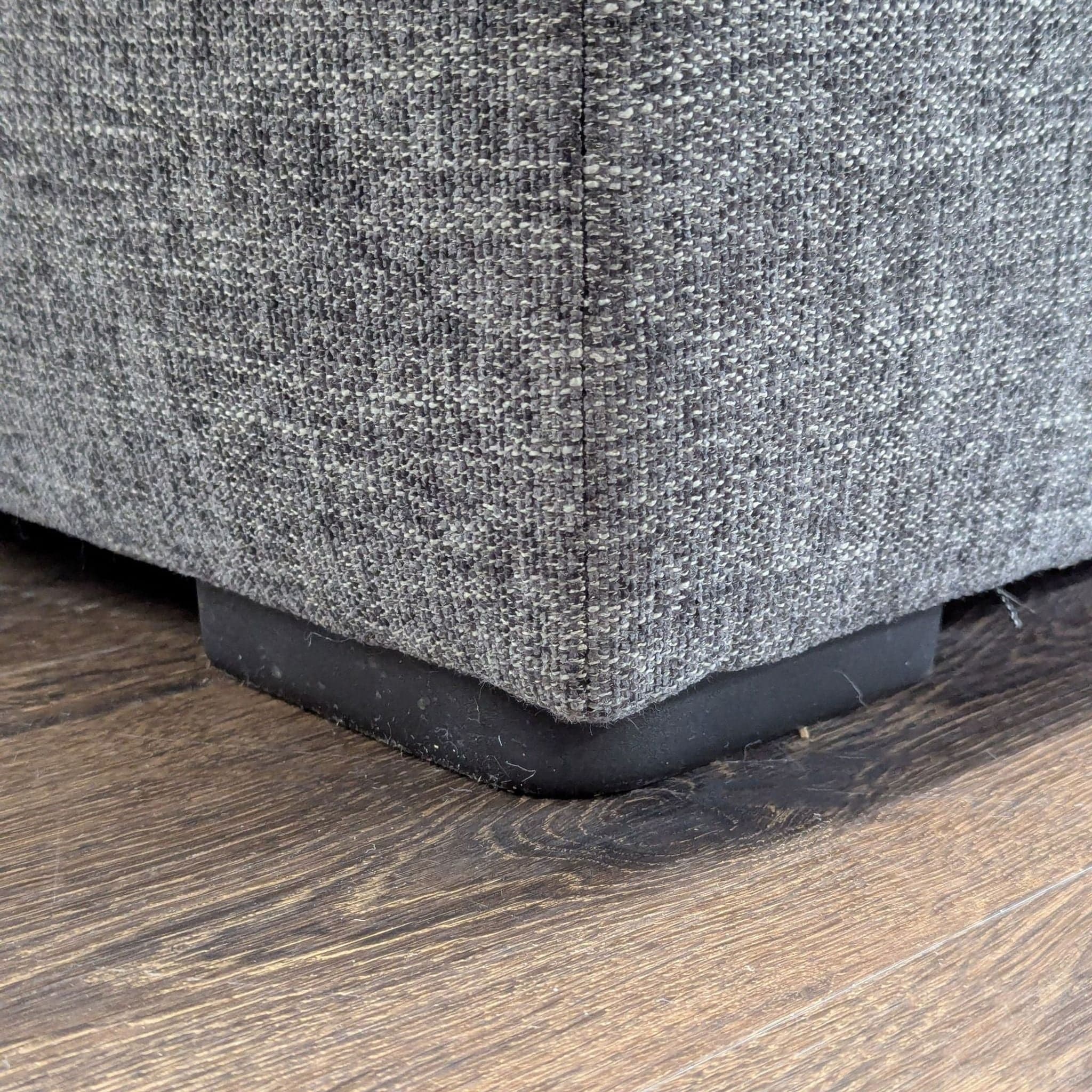 Living Spaces Living Spaces Araceli ll Pewter Gray Sectional Sofa with Right Chaise - Thumbnail 7