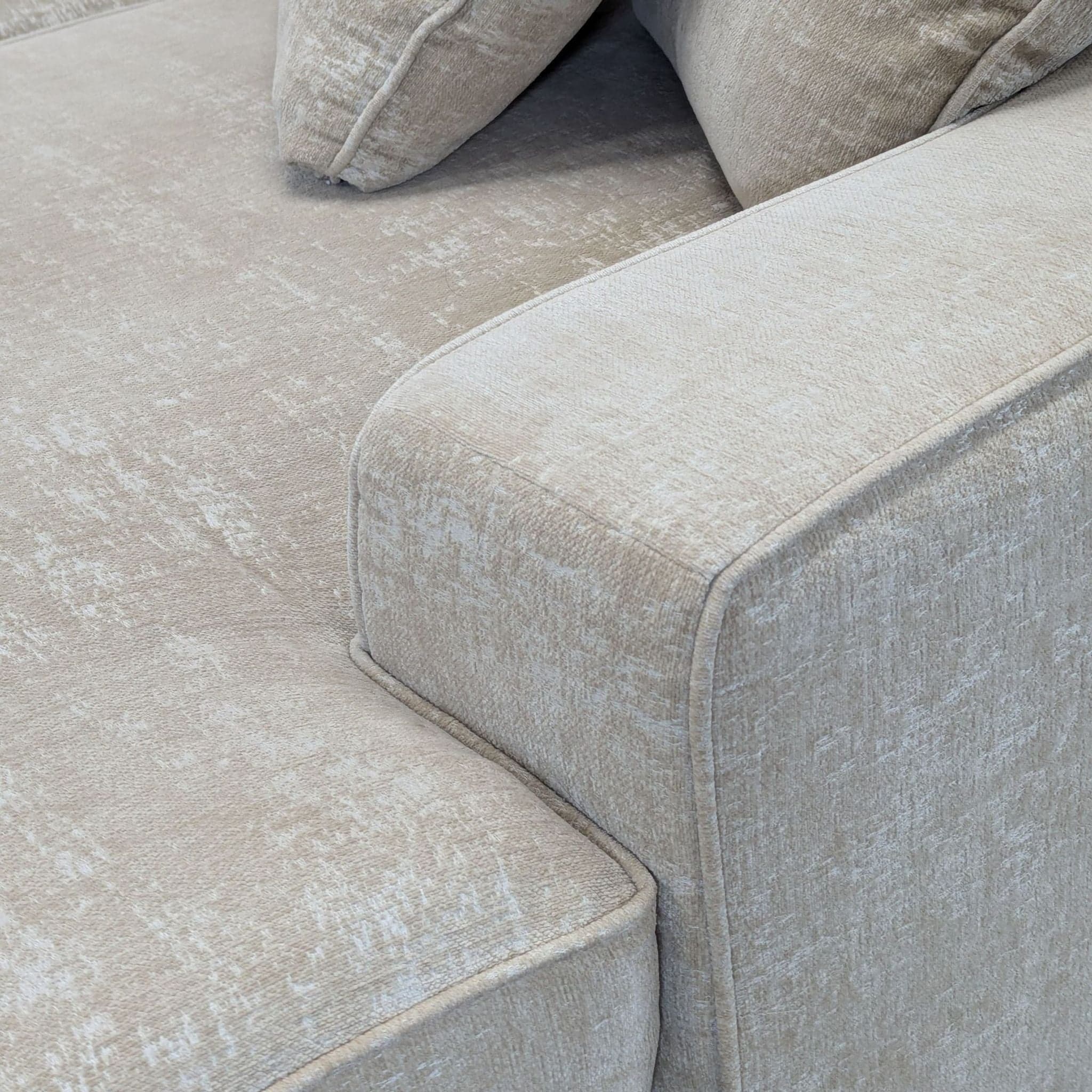 Modern Beige Sectional Sofa with Chaise and Throw Pillows - Thumbnail 7