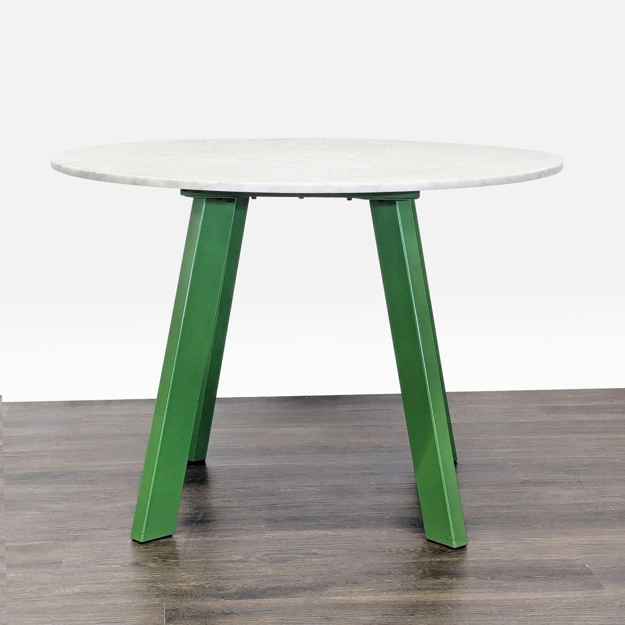 Blu Dot Right Round Dining Table - Thumbnail 2