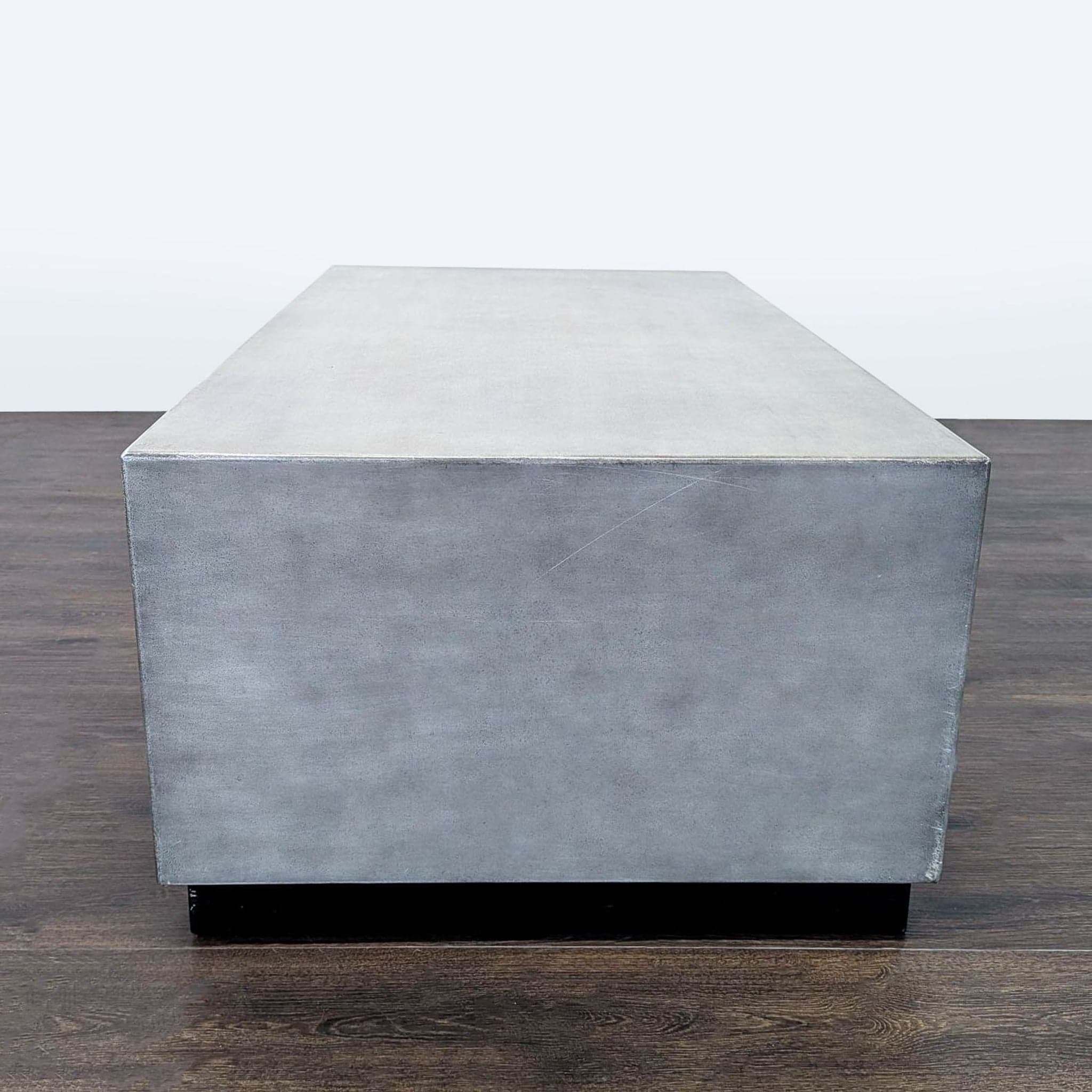 Pottery Barn Byron Rectangular Coffee Table - Thumbnail 3